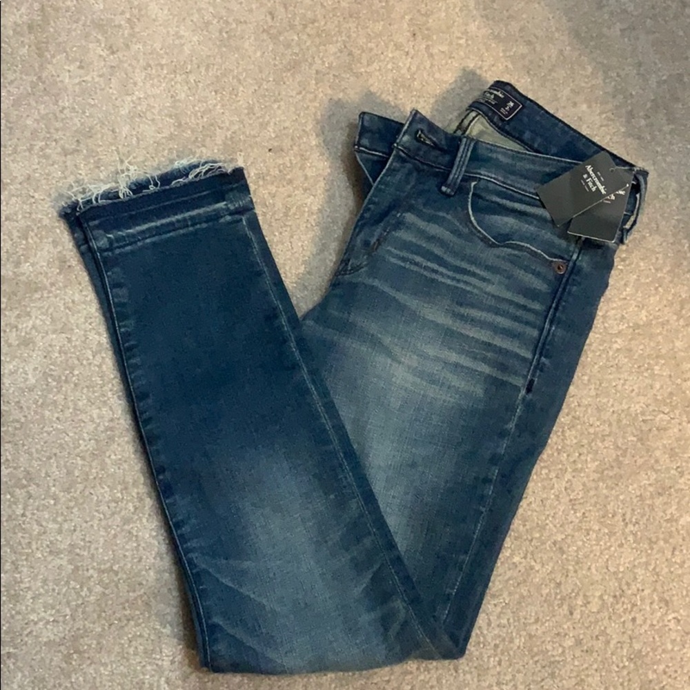 Abercrombie and Fitch Harper Low-Rise Ankle